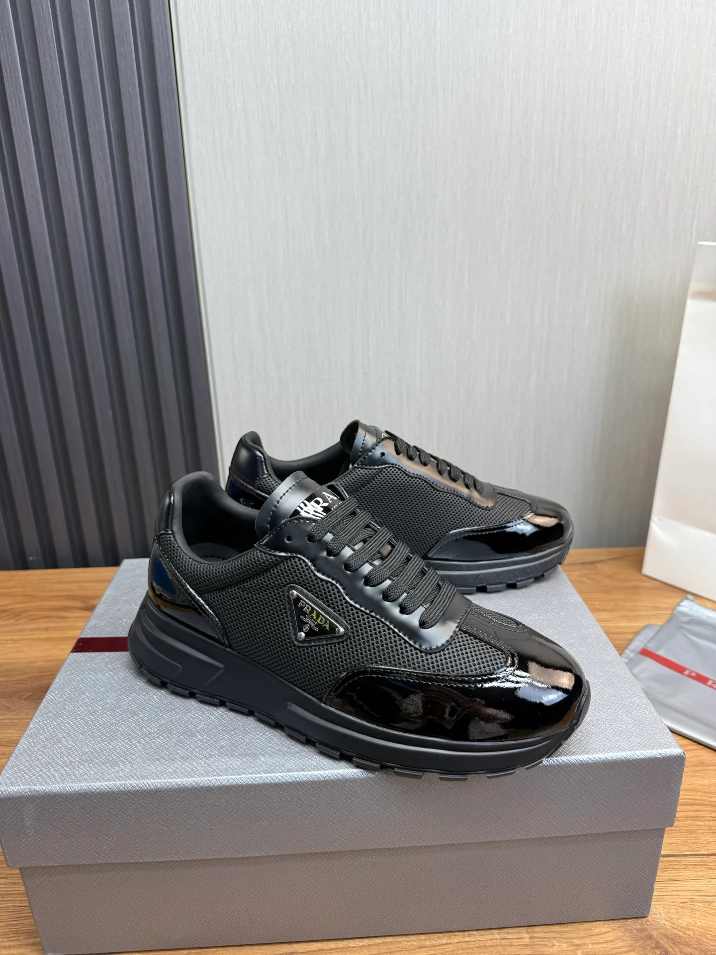 Men's shoes 💰600💰 [PRADA] Popular men's shoes shipped 👏Official website synchronized ⬆️Original cowhide fabric + cowhide lining, 1⃣️:1⃣️reproduction, original sole, 38-45 (45. Customized, non-refundable)